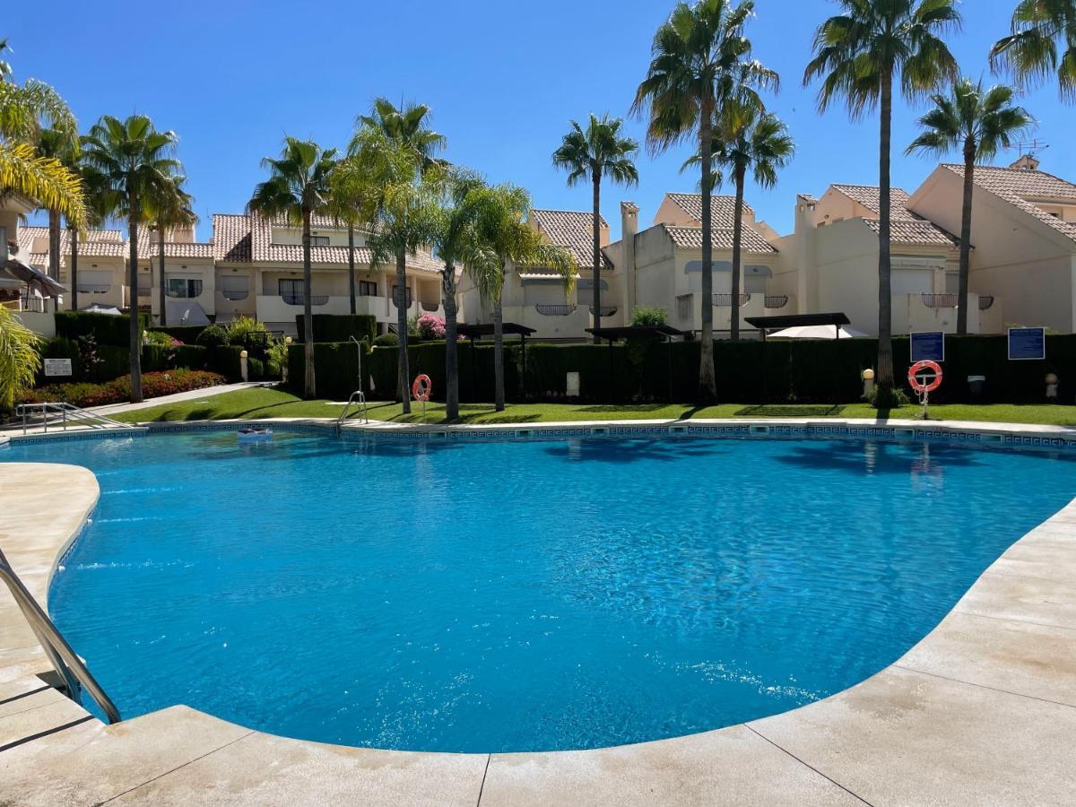 Semesterbostad El Arenal Townhouse By The With Swimming Pool Ii- Eaw Homes Marbella