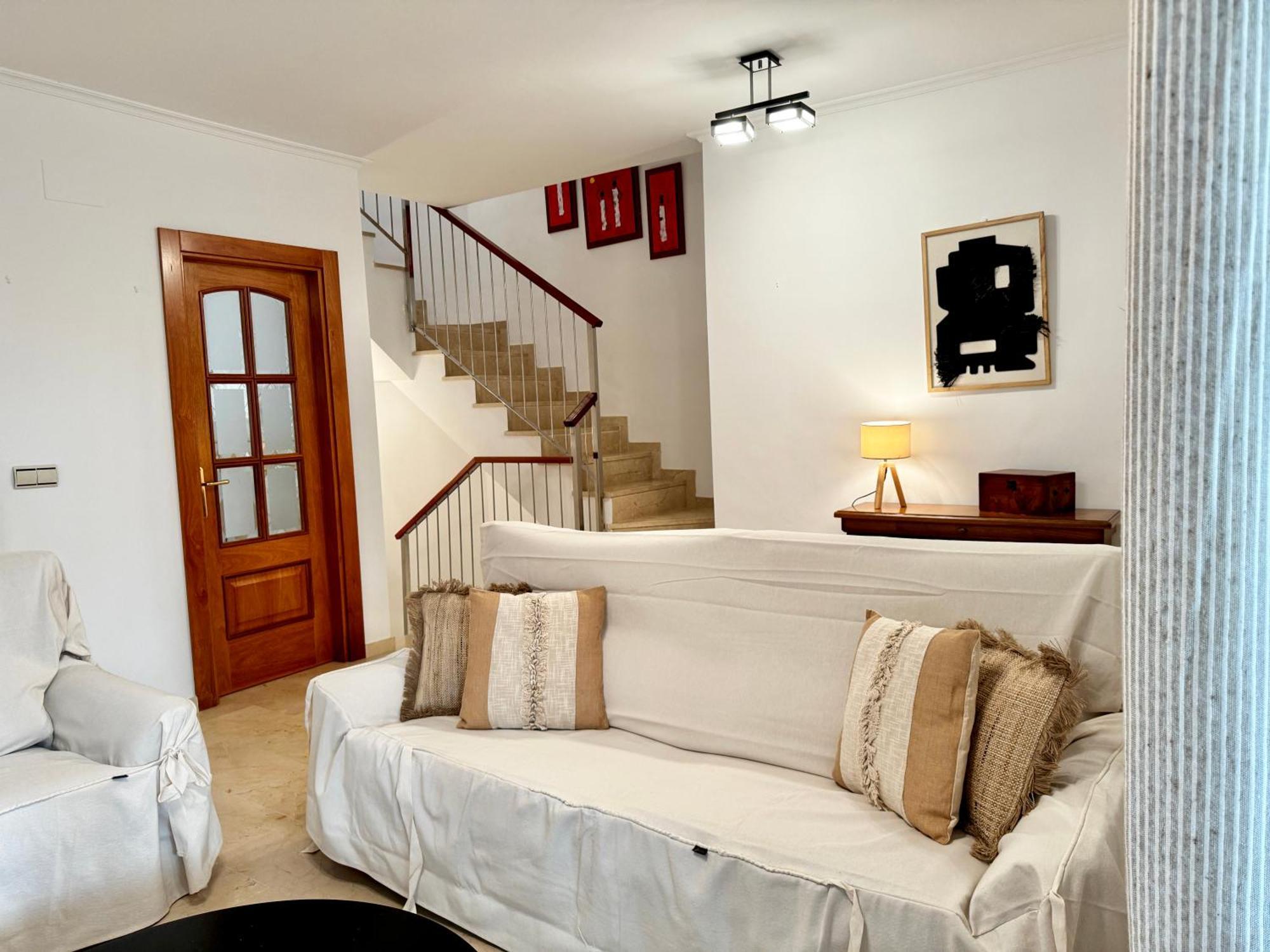 El Arenal Townhouse By The With Swimming Pool Ii- Eaw Homes Semesterbostad Marbella