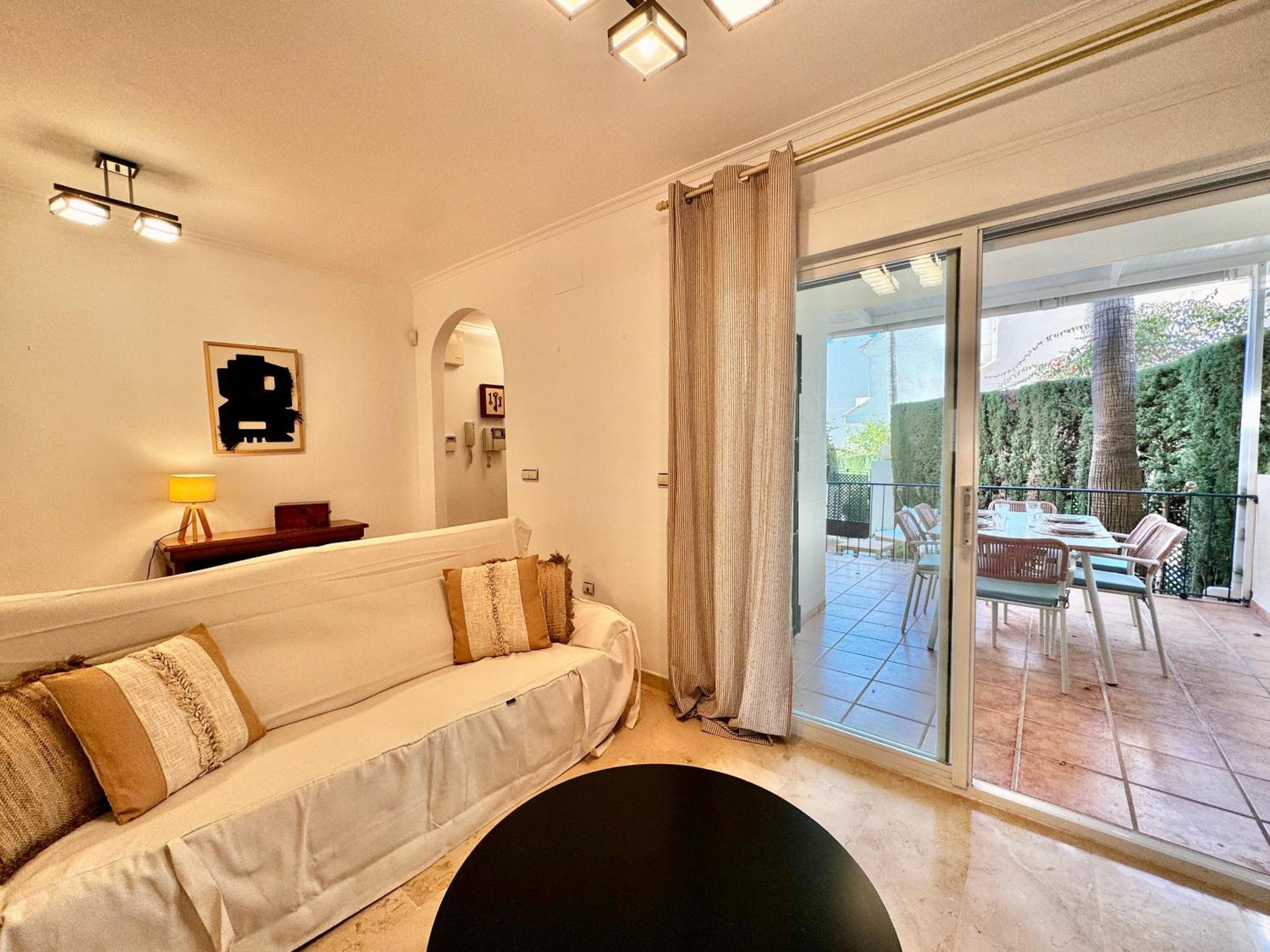 Semesterbostad El Arenal Townhouse By The With Swimming Pool Ii- Eaw Homes Marbella
